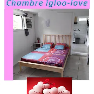  Hébergement de vacances Frédovacances Le Coquelicot Et Le Cocotier Martinique